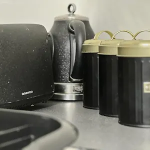https://bv-royal-comfy-studio-seven-suite-queensgate-huddersfield.yorkshirehotels.net