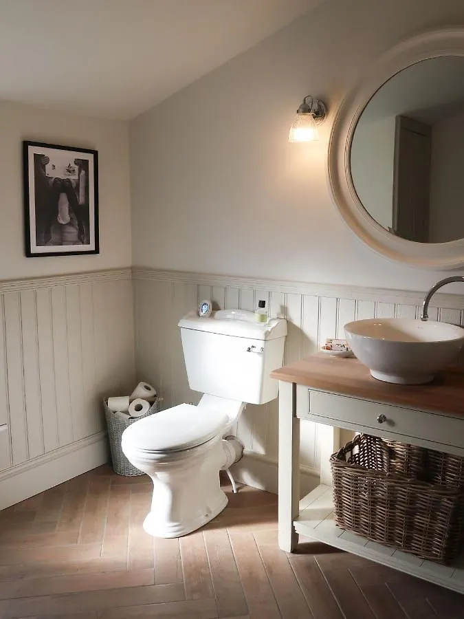 Holiday home Luxury Living Outside The City Walls - Sleeps Six! Chester