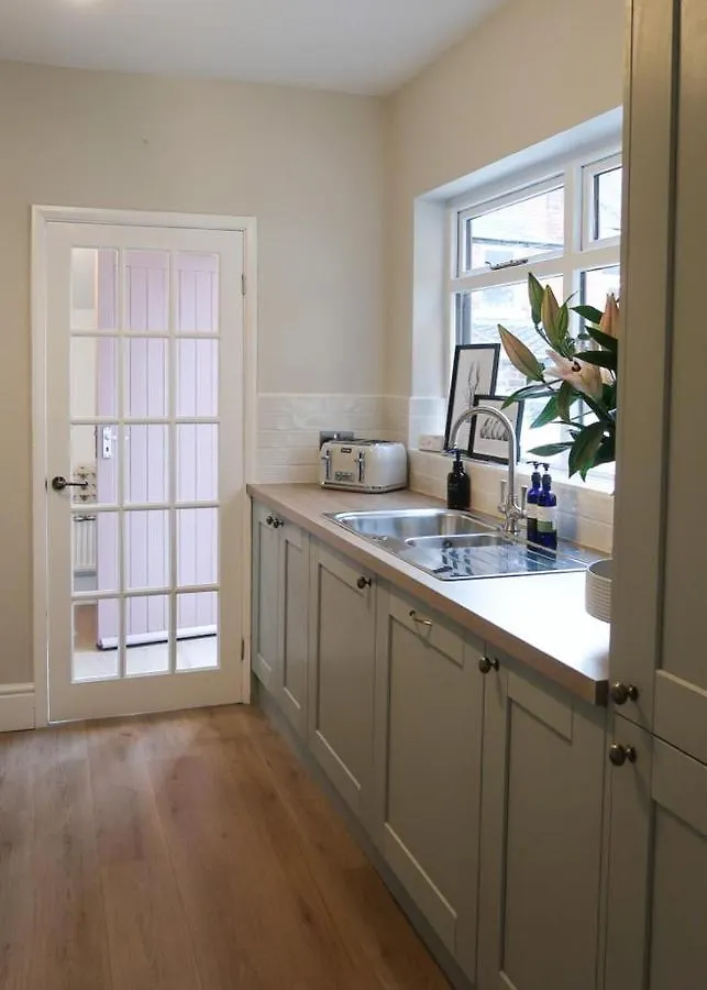 Holiday home Luxury Living Outside The City Walls - Sleeps Six! Chester United Kingdom